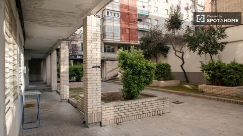 Foto 5 de Estudi per a compartir a Lucero, Madrid