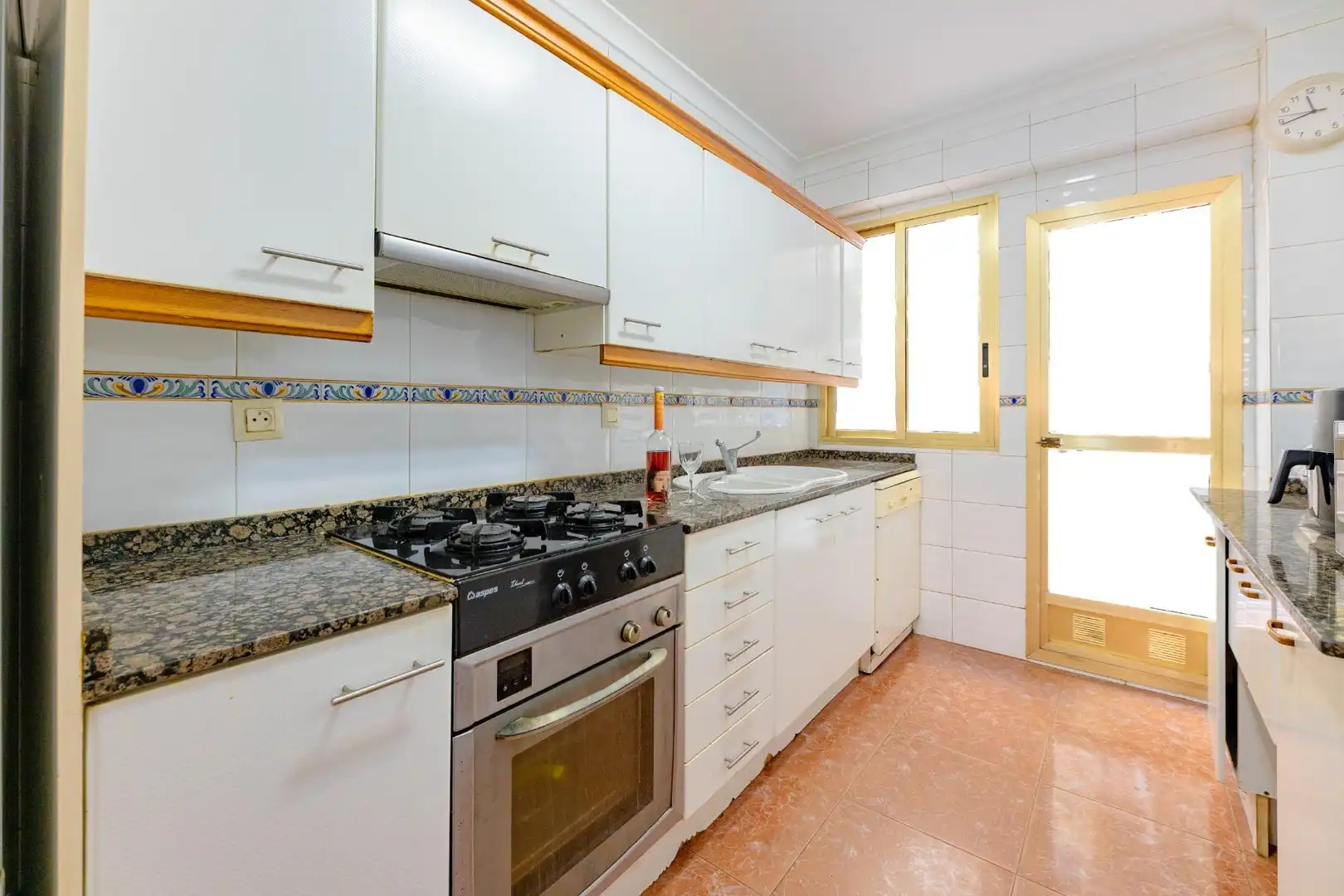 Kitchen of Flat for sale in Quatre Carreres