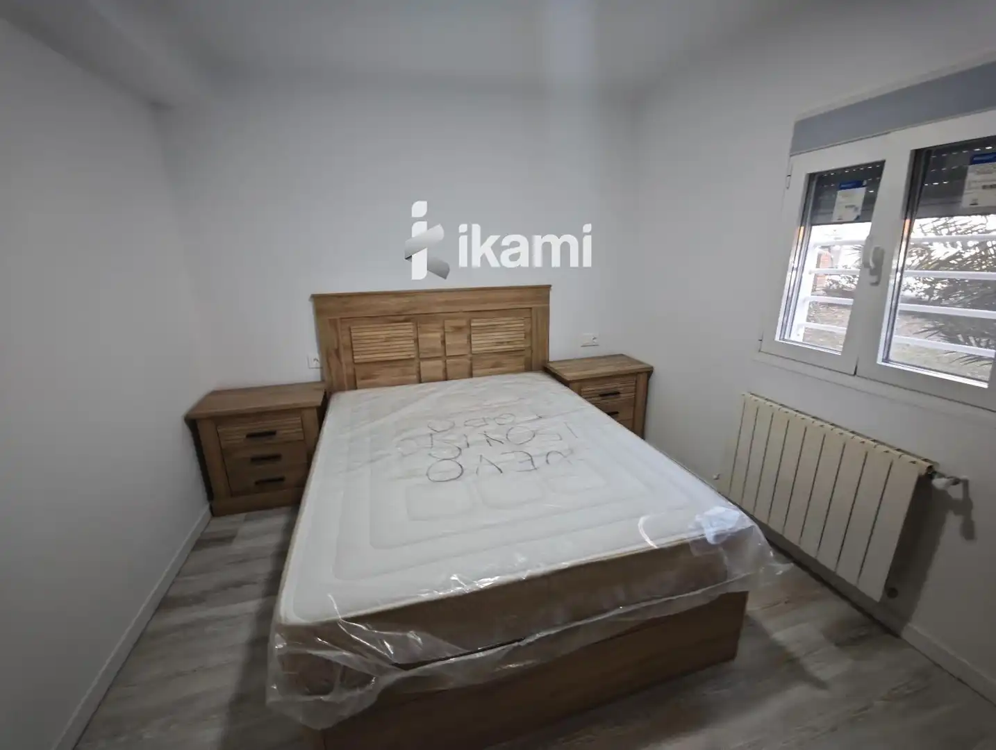 Habitación de Piso en venta en Madrid con Calefacción, Jardín privado y Amueblado