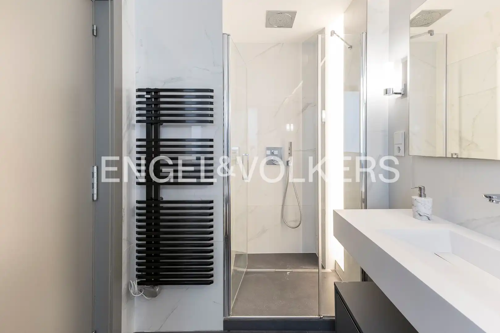 Piso con terraza en venta en Carrer d'Enric Granados, imagen 34