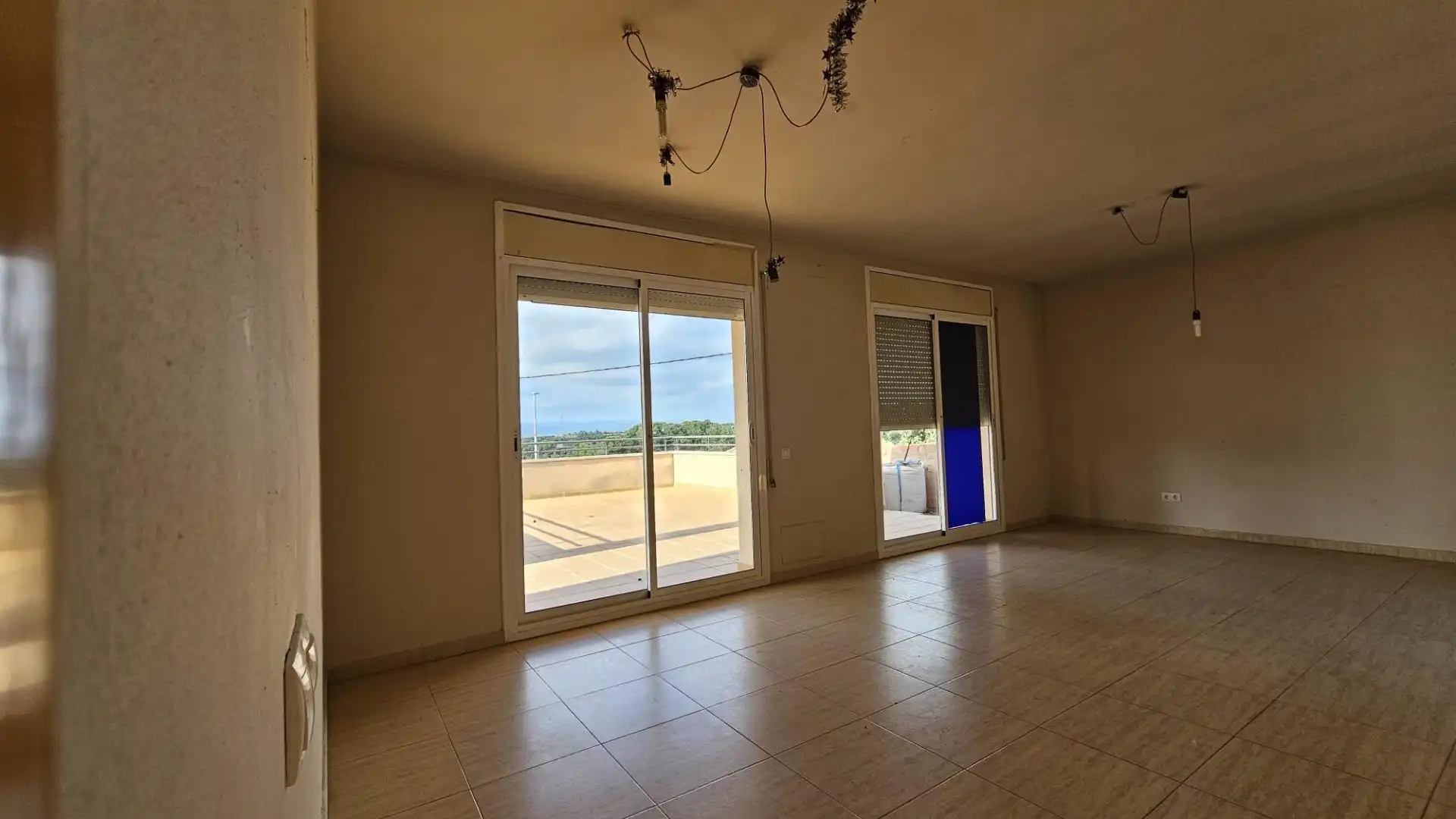 Sala de estar de Casa o chalet en venta en Calafell con Jardín privado