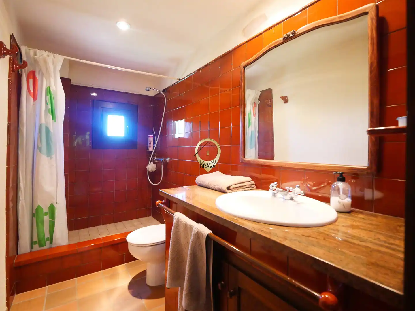 Badezimmer von Country house zum Verkauf in Cassà de la Selva mit Heizung, Privatgarten und Abstellraum