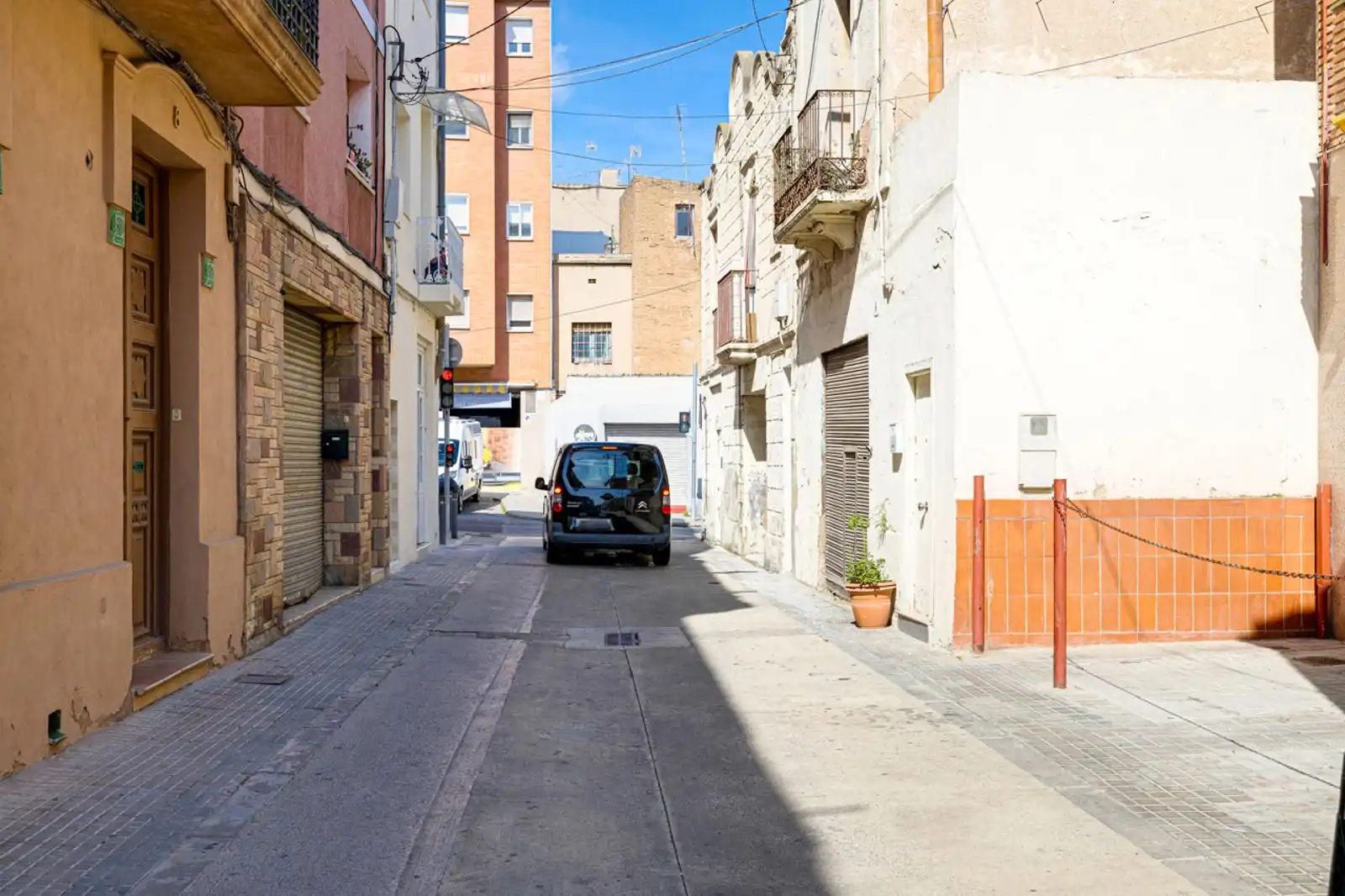 Vista exterior de Edificio en venta en Santa Coloma de Gramenet