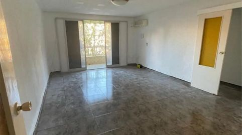 Foto 3 de Piso en venta en Carrer Nou D'octubre, 7, Avenida de la Paz, Xirivella
