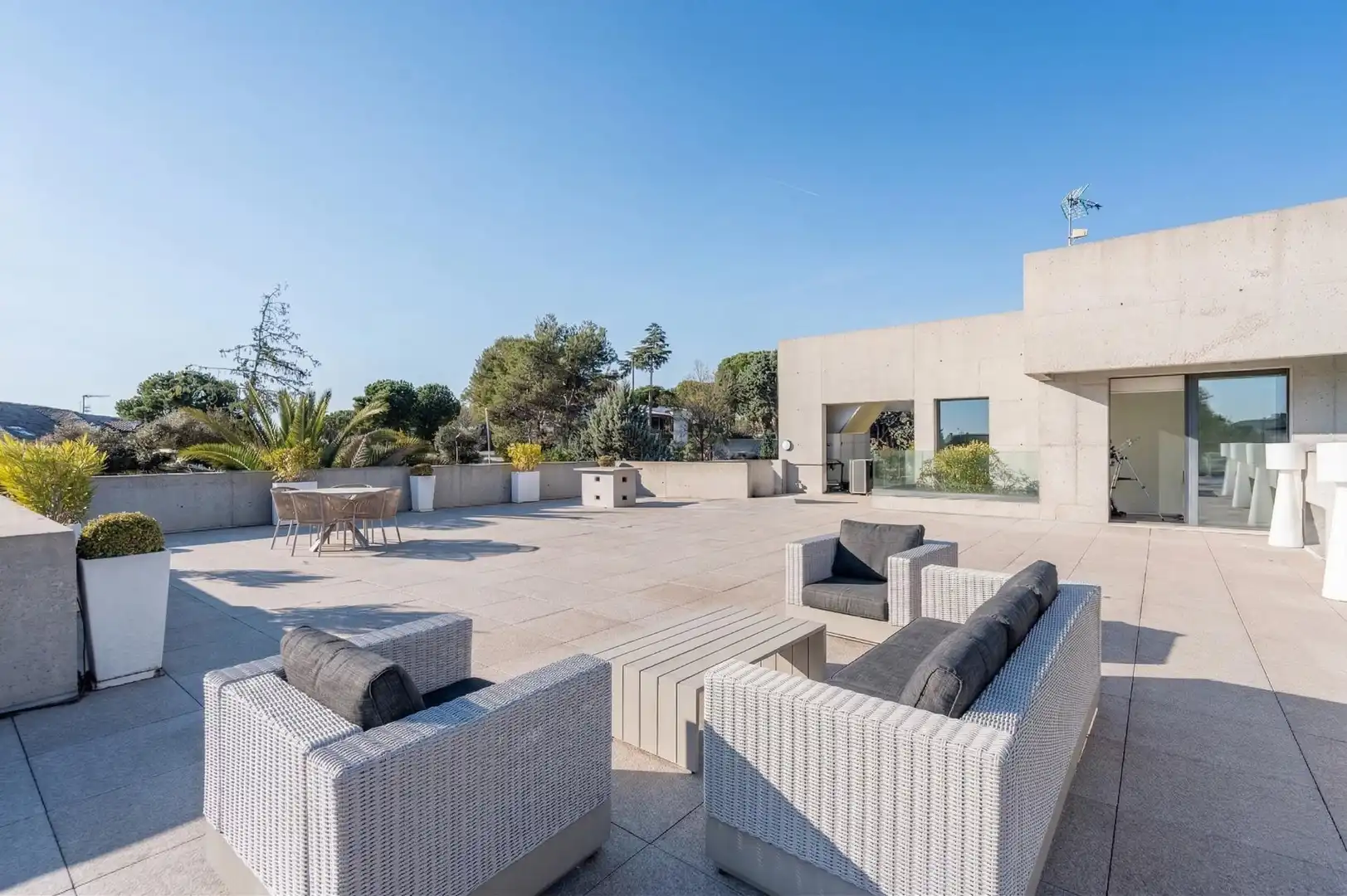 Terrassa de Casa o xalet en venda en Villaviciosa de Odón amb Aire condicionat, Calefacció i Jardí privat