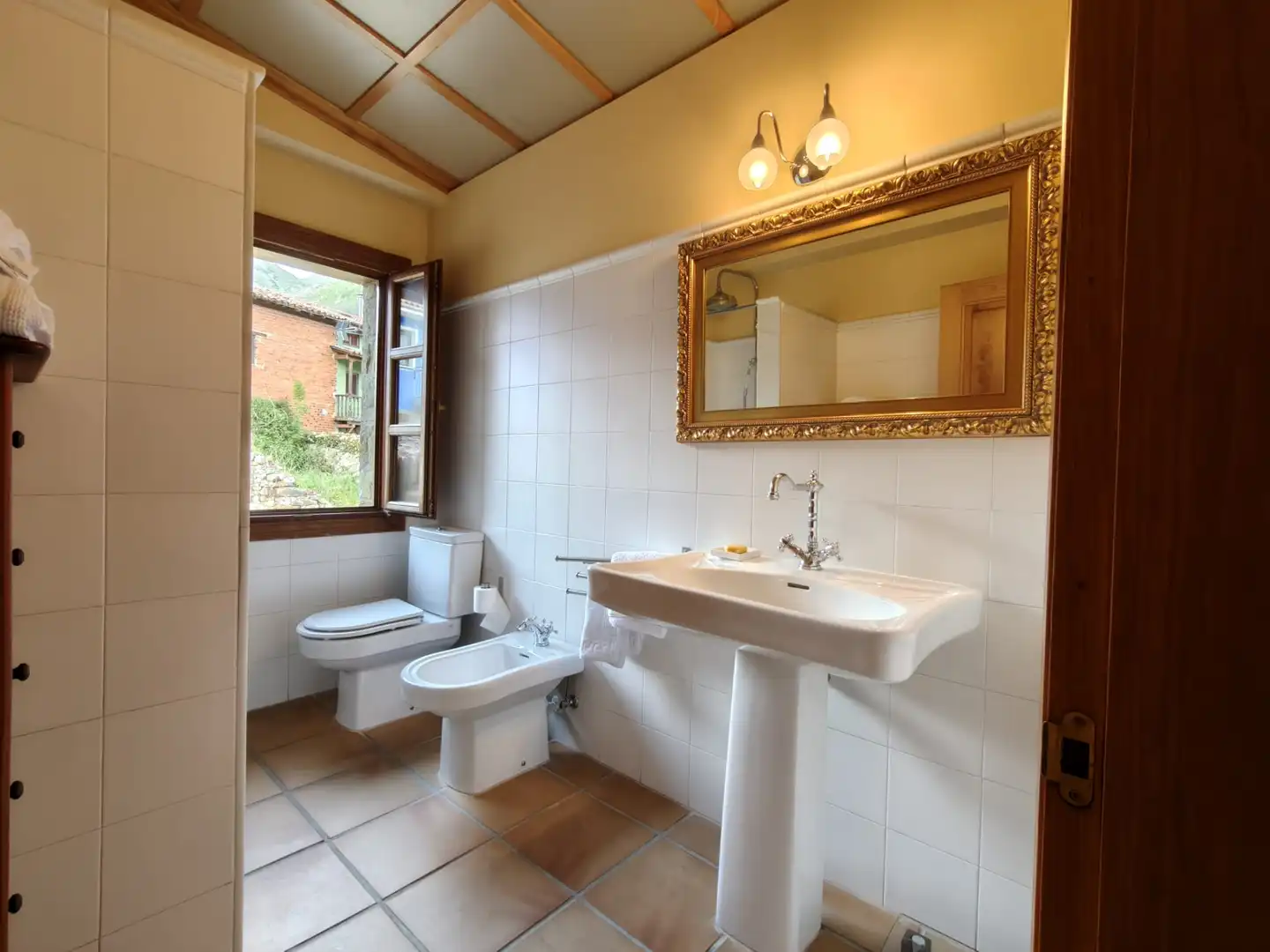 Casa con terraza en venta en Quirós, imagen 14
