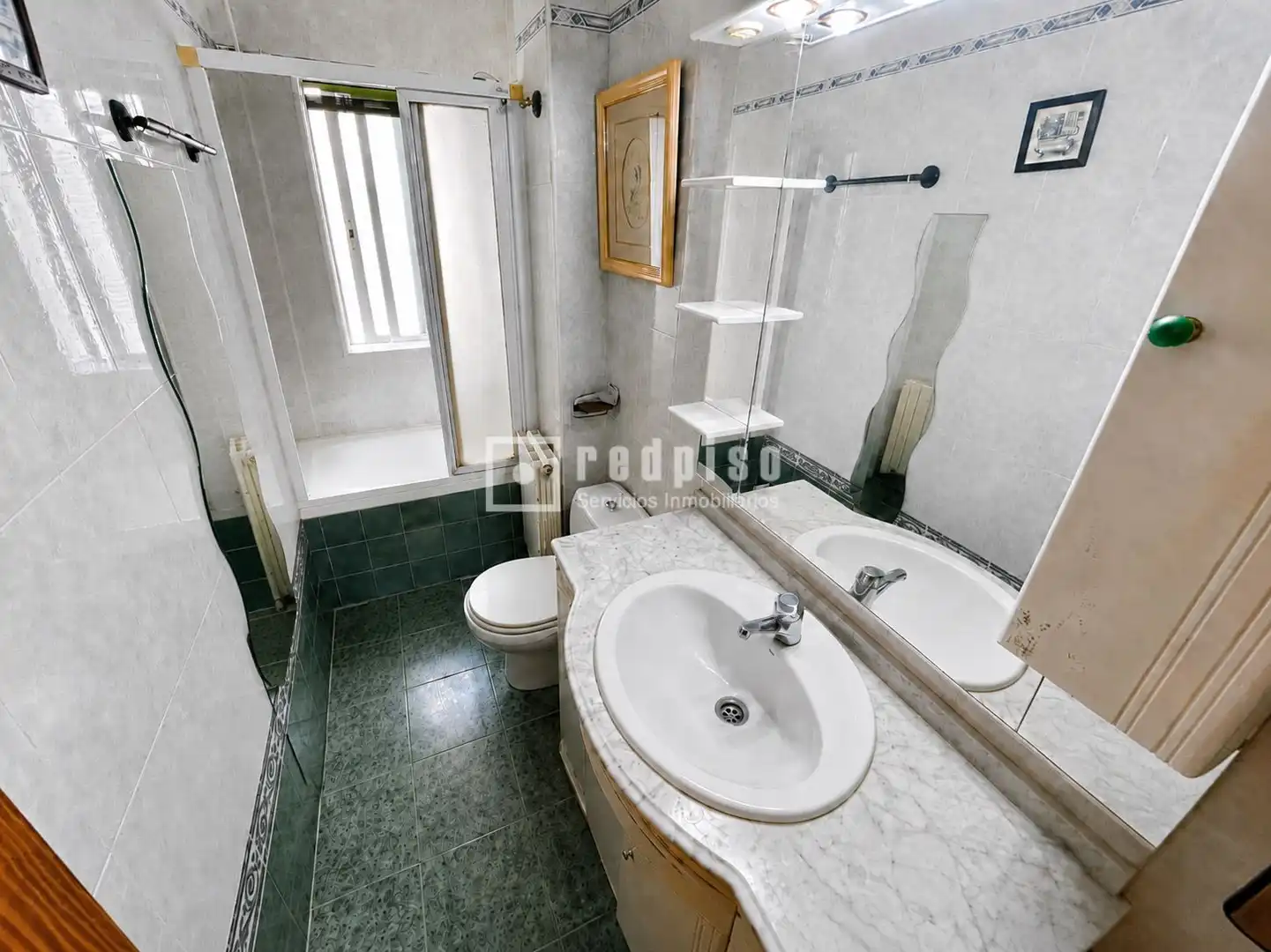 Baño de Piso en venta en Coslada con Aire acondicionado, Calefacción y Terraza