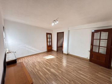 Piso en venta en Calle Villastar