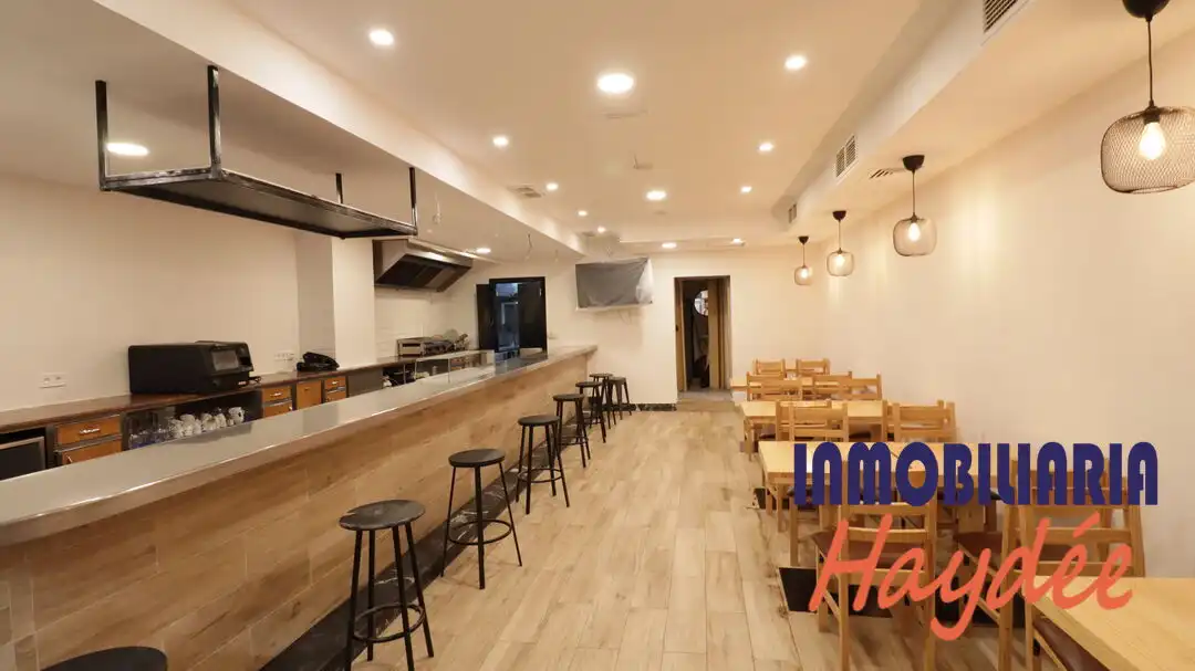 Local en venda en Getxo  amb Aire condicionat i Moblat