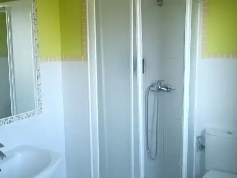 Bathroom of Flat for rent in Acea de Ama - O Burgo