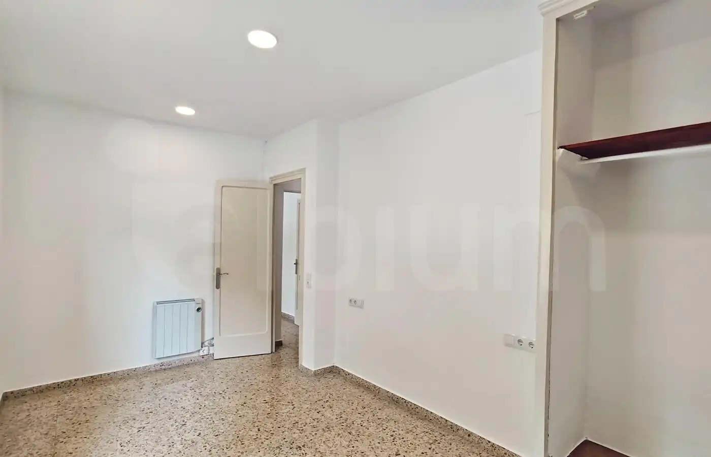 Flat for rent in Gualba  with Heating, Terrace and Furnished