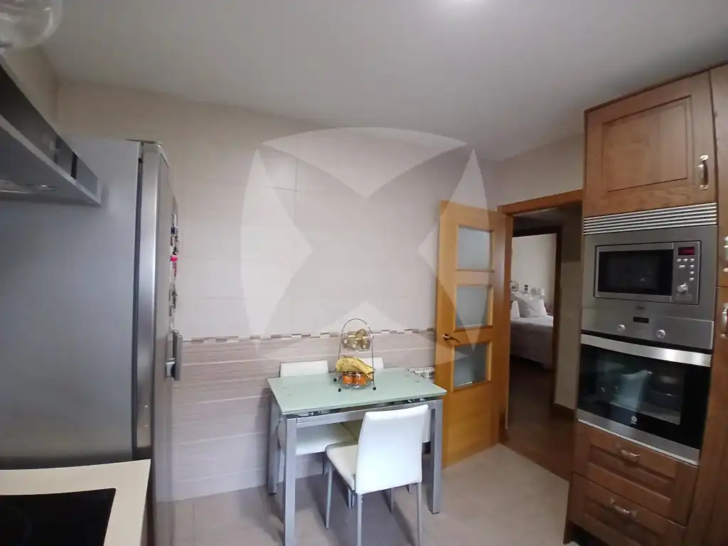 Cocina de Casa o chalet en venta en Badajoz con Aire acondicionado, Horno y Microondas