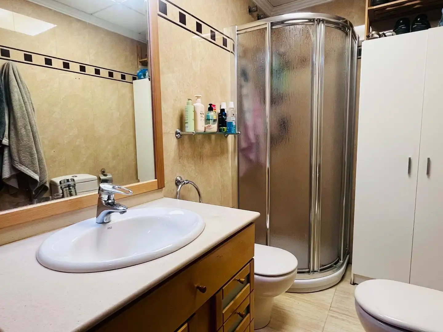 Bathroom of Flat for sale in Elche / Elx  with Air Conditioner