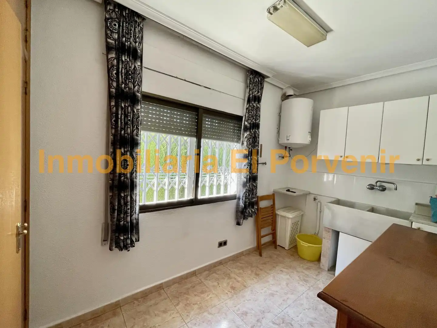 Vista exterior de Casa o chalet en venta en Torrent con Aire acondicionado, Jardín privado y Terraza