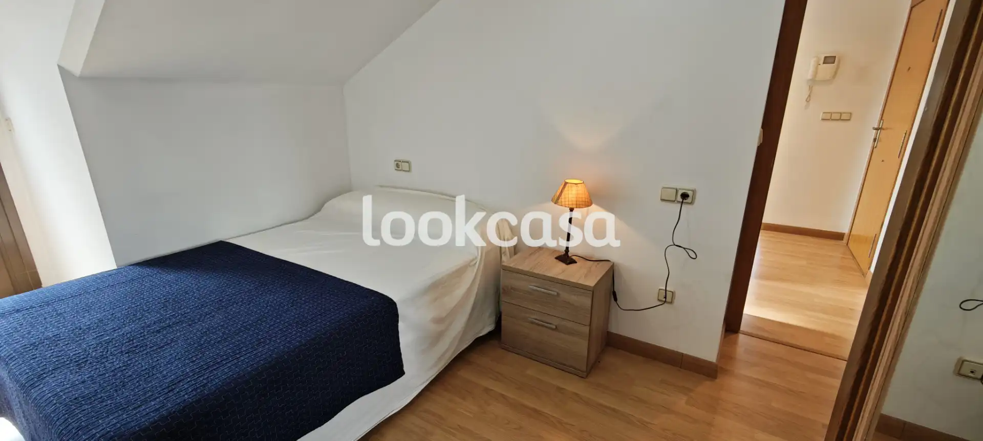 Habitación de Ático en venta en Sanxenxo con Calefacción, Jardín privado y Parquet
