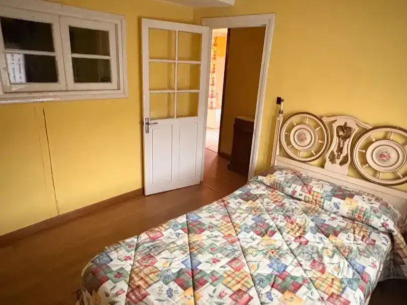 Dormitori de Finca rústica en venda en Sobrescobio