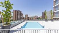 Piscina de Apartament en venda en  Madrid Capital amb Aire condicionat, Traster i Piscina