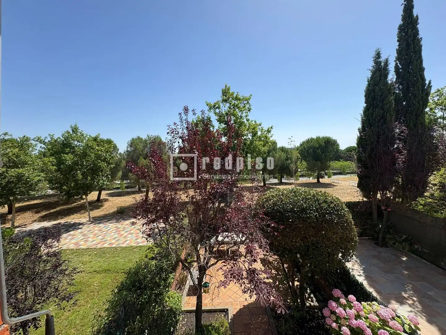 Garden of Houses for sale in Tres Cantos  with Air Conditioner, Heating and Parquet flooring