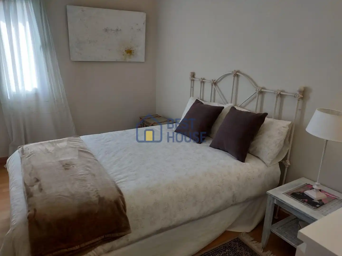 Habitación de Piso en venta en León Capital  con Calefacción, Terraza y Trastero