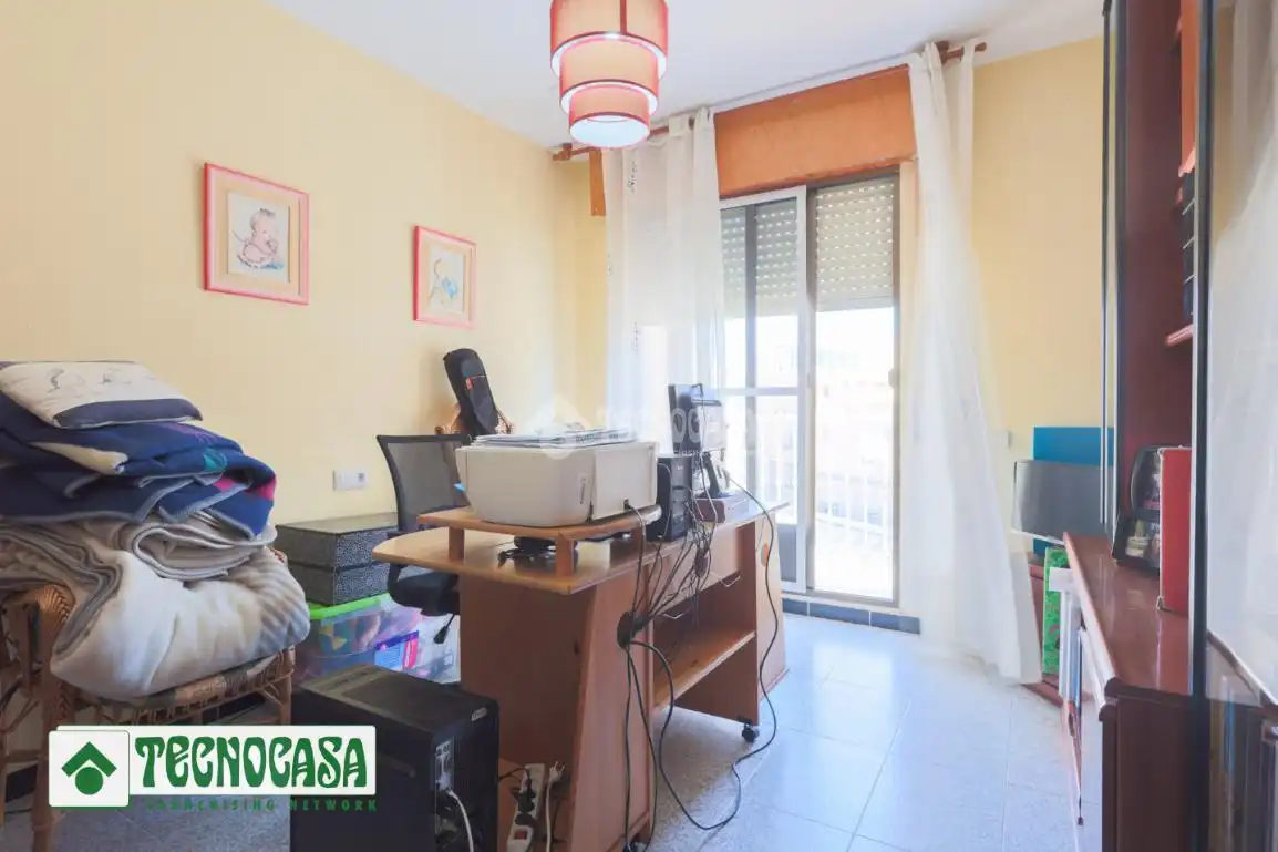 Einfamilien-Reihenhaus zum Verkauf in Adra mit Terrasse