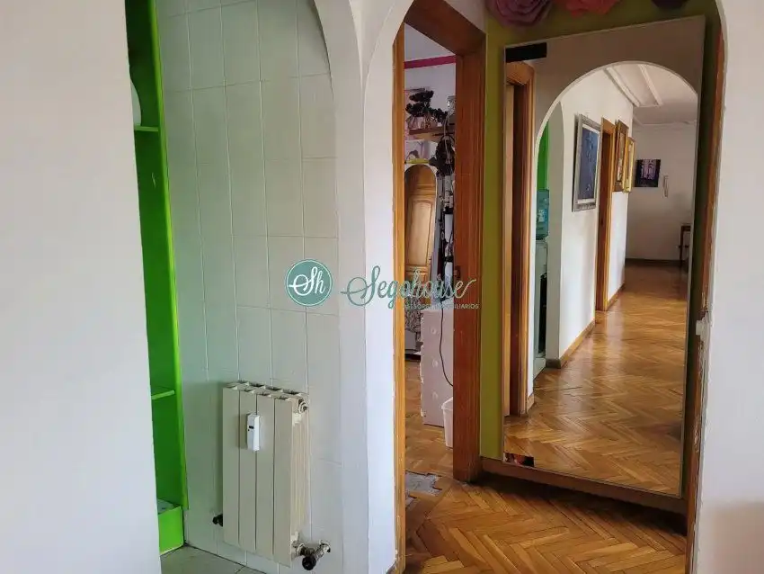 Wohnung zum Verkauf in Segovia mit Heizung