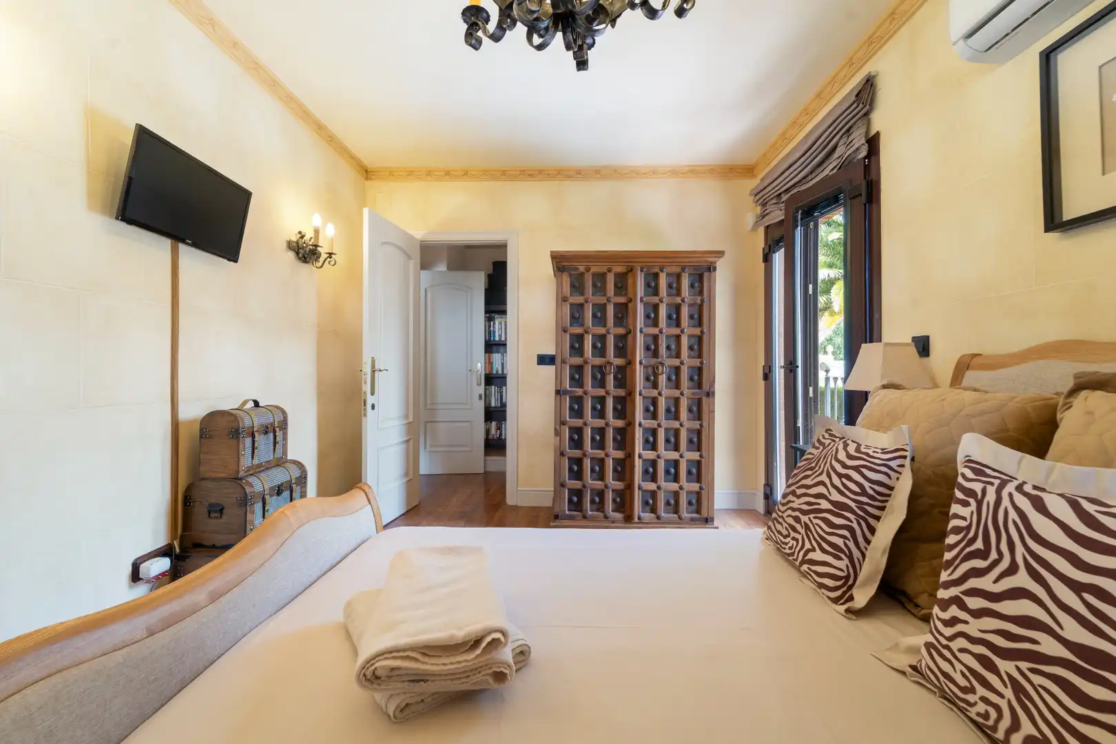 Bedroom of Houses for sale in Benalmádena  with Air Conditioner, Heating and Private garden