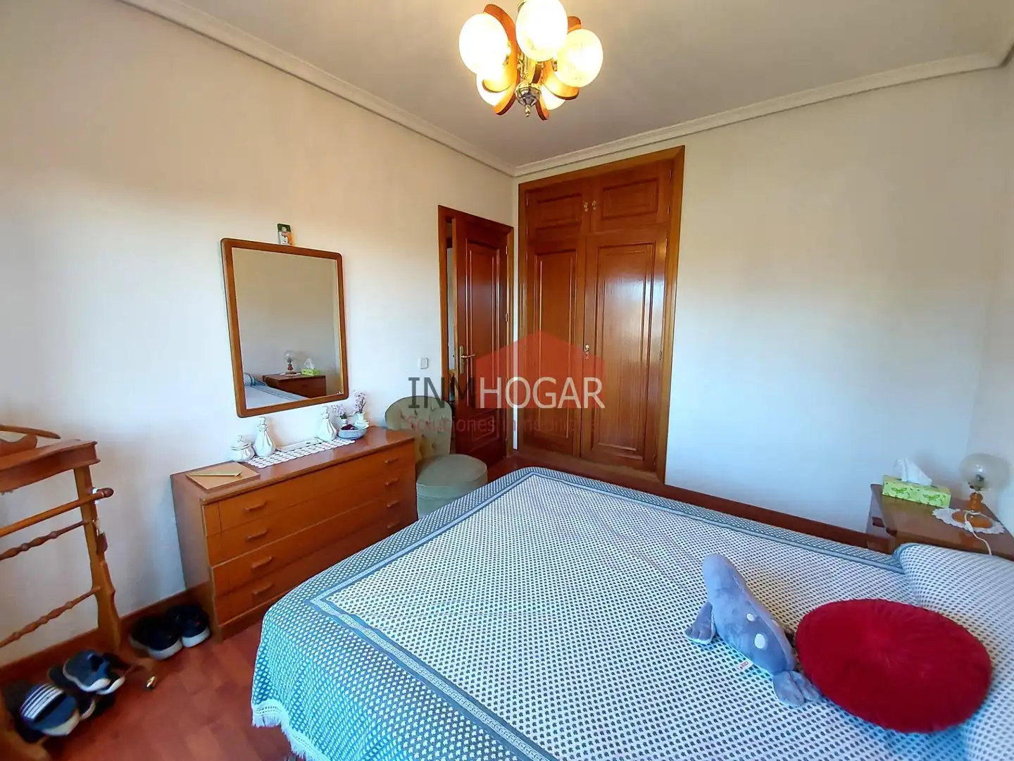 Dormitori de Casa o xalet en venda en Ávila amb Calefacció, Jardí privat i Traster