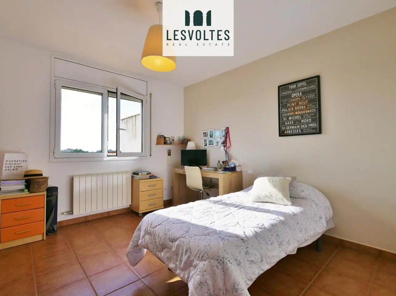 Schlafzimmer von Einfamilien-Reihenhaus zum Verkauf in Palafrugell mit Heizung, Privatgarten und Terrasse