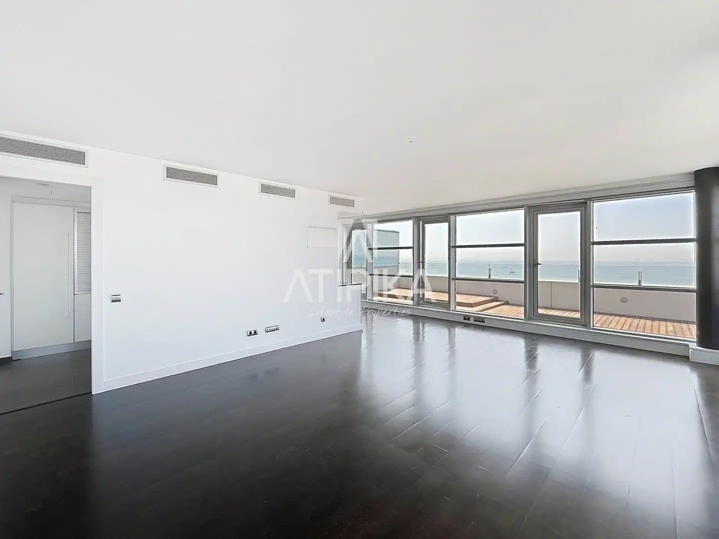 Habitación de Ático en venta en Barcelona con Aire acondicionado, Parquet y Terraza