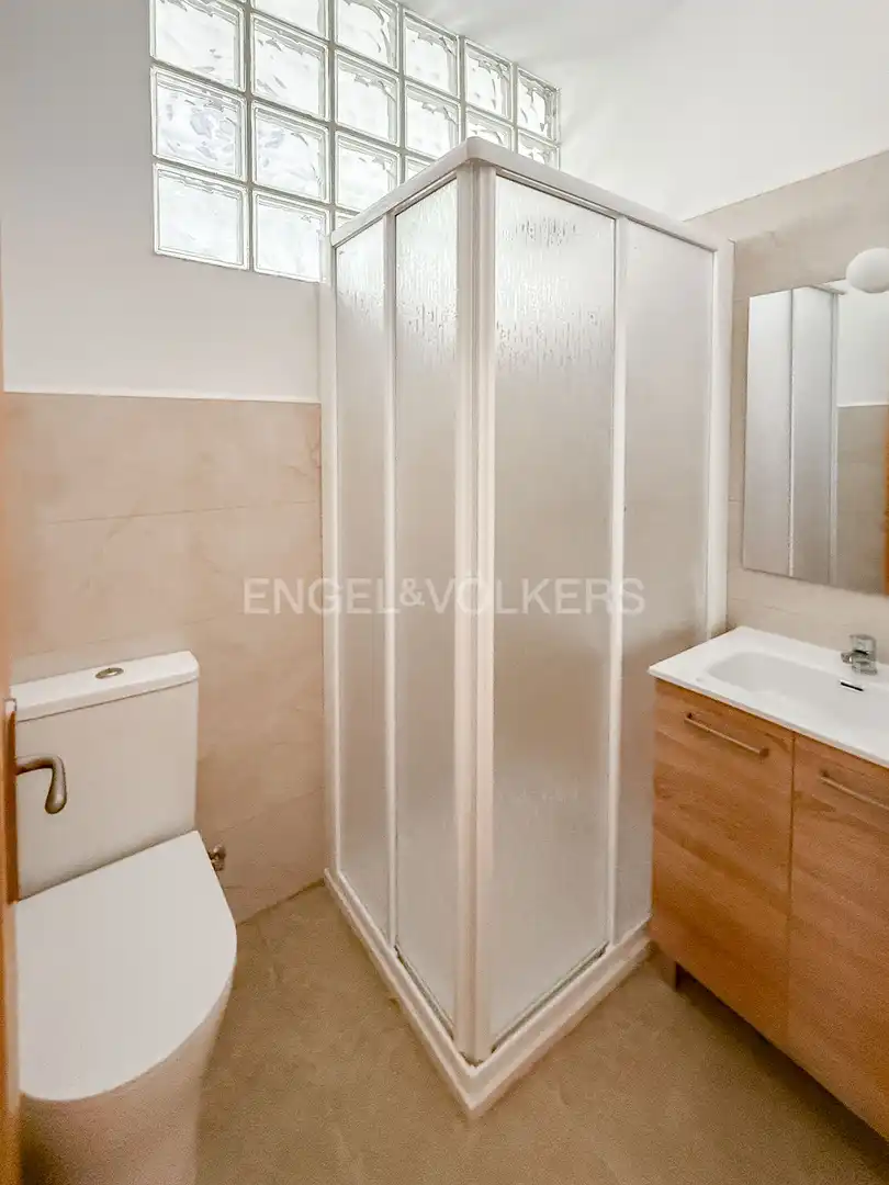 Baño de Piso de alquiler en Santander con Calefacción, Amueblado y Balcón