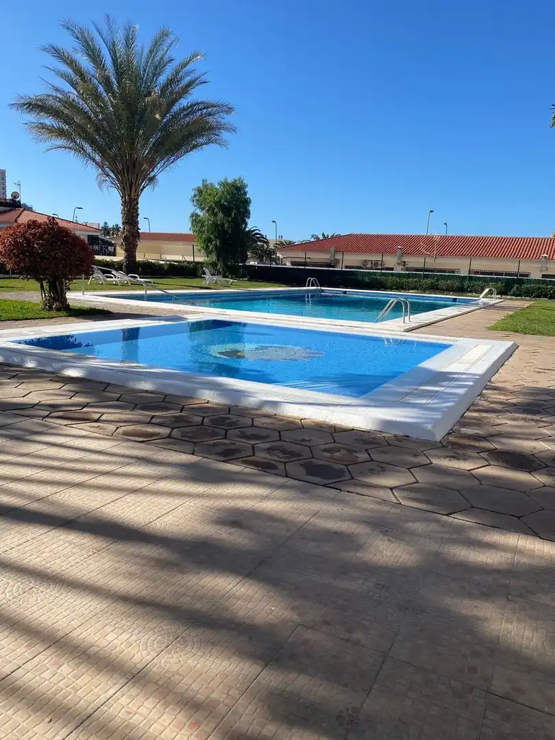 Piscina de Apartamento en venta en Arona con Terraza, Amueblado y Piscina comunitaria