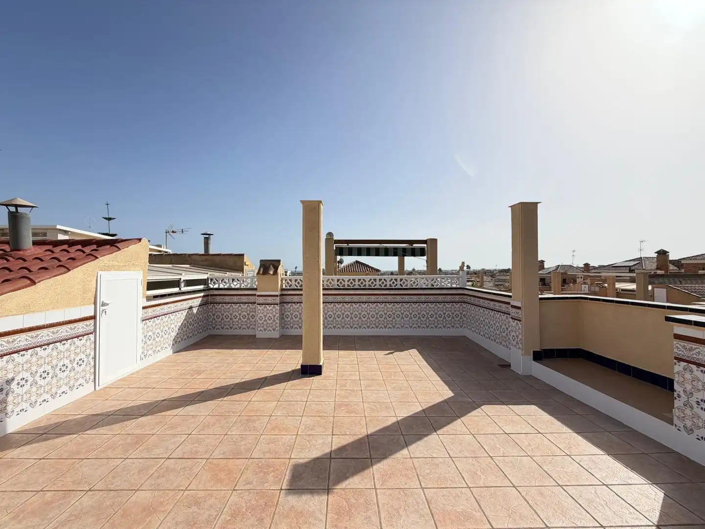 Terraza de Finca rústica en venta en Torrevieja con Calefacción, Jardín privado y Piscina