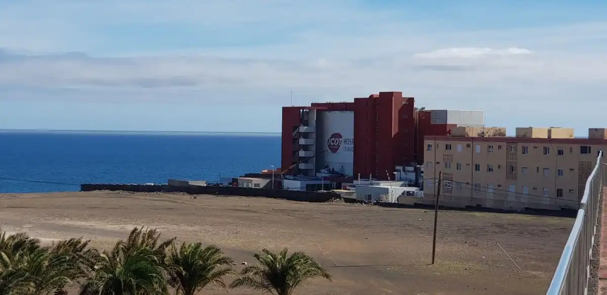 Vista exterior de Terreny industrial en venda en Telde