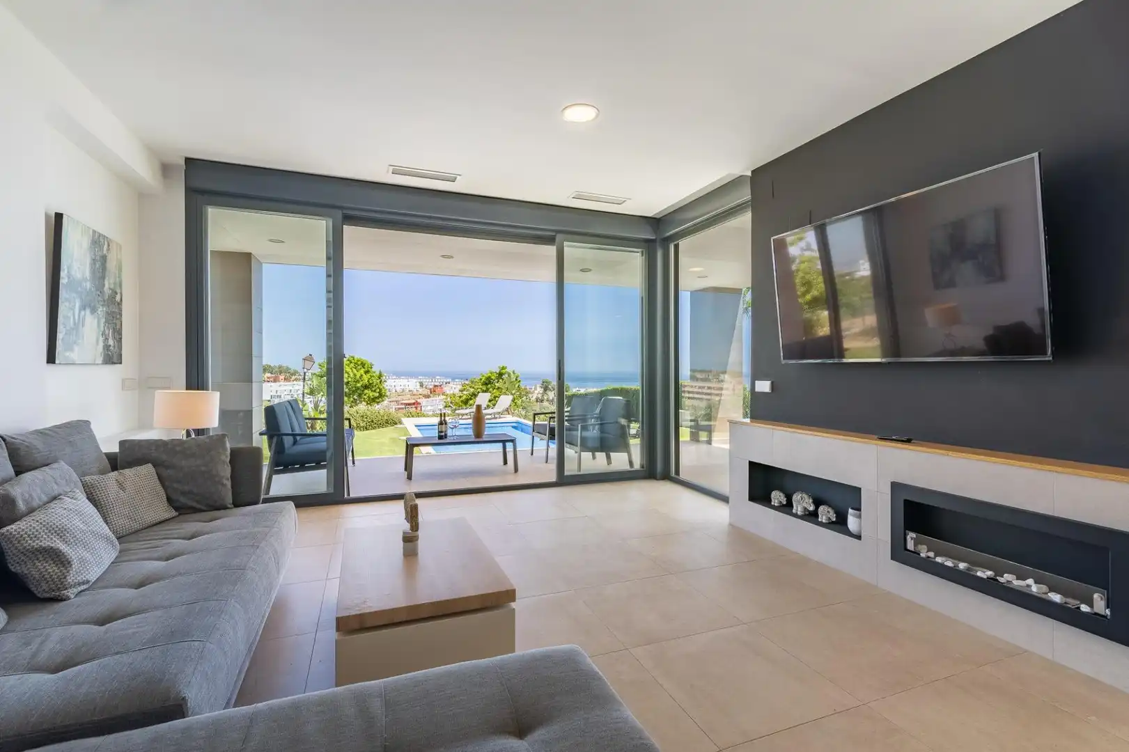 Villa avec piscine à vendre à CALATARAJE