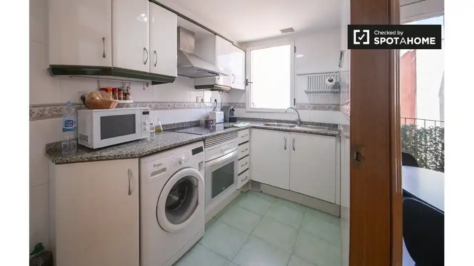Kitchen of Flat for rent in Valencia  with Air Conditioner, Heating and Furnished