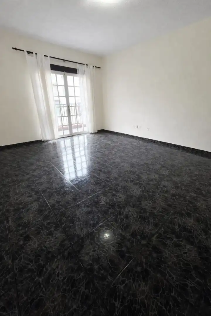 Sala de estar de Piso en venta en Los Realejos con Terraza, Horno y Balcón