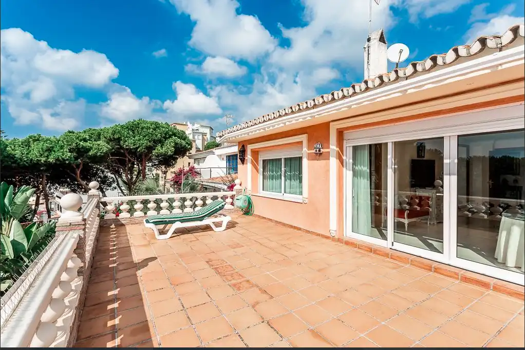 Xalet amb piscina en venda a Elviria - Cabopino, imagen 4