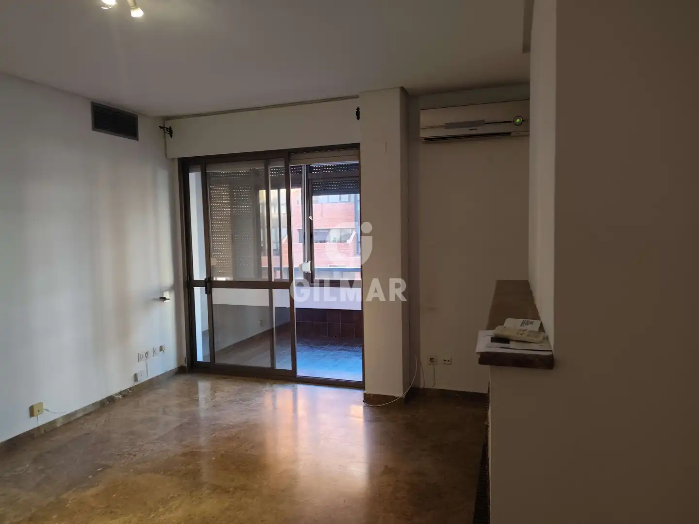 Habitación de Apartamento de alquiler en Sevilla con Calefacción y Balcón