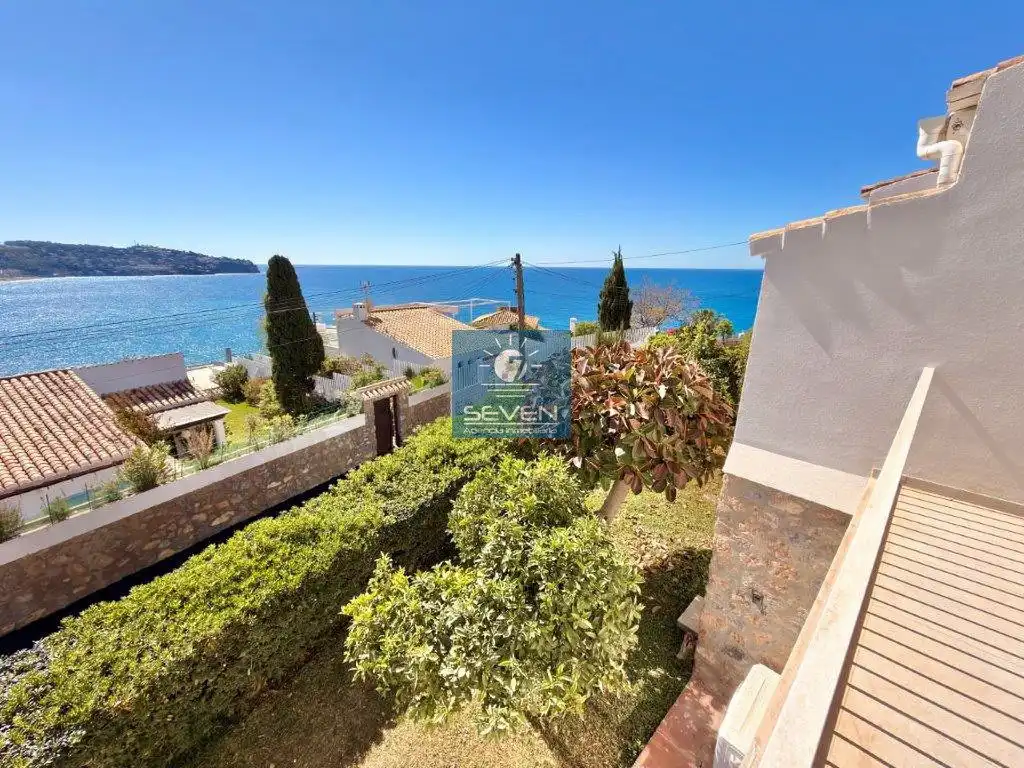 Vista exterior de Casa adosada en venta en Almuñécar con Aire acondicionado y Terraza