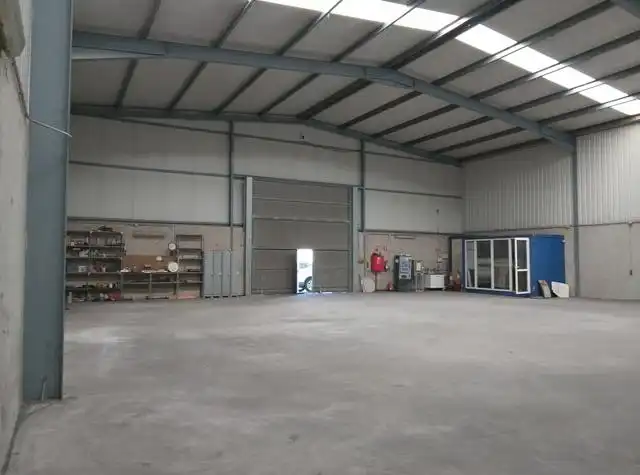 Nau industrial en venda a Villalonquéjar, imagen 5