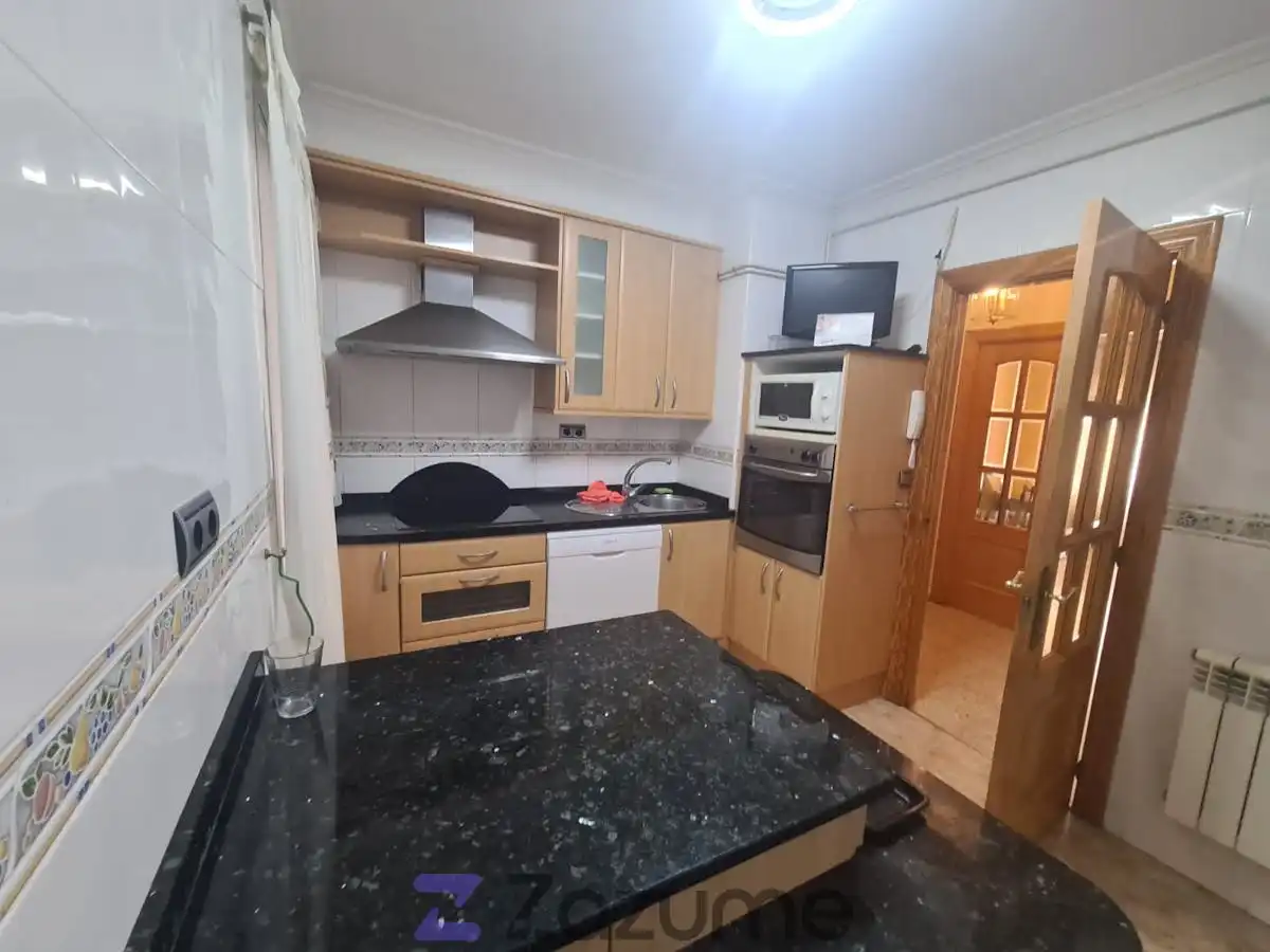Kitchen of Flat for rent in Benavente  with Heating, Terrace and Furnished