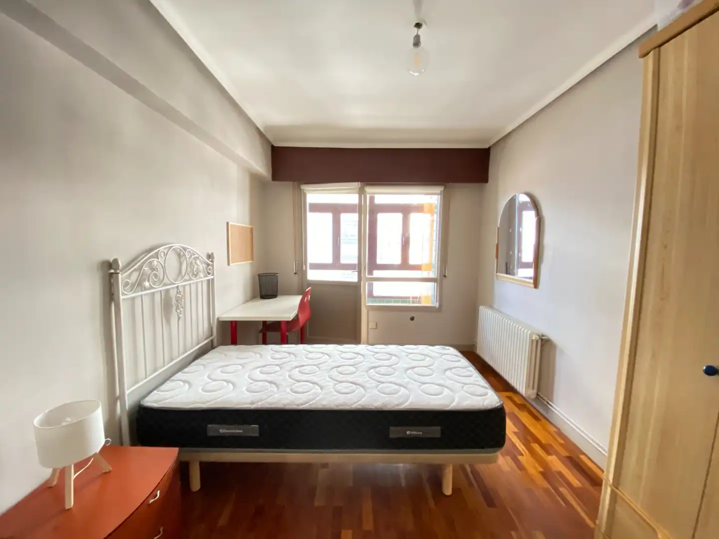 Habitación de Piso de alquiler en Bilbao  con Calefacción, Terraza y Amueblado