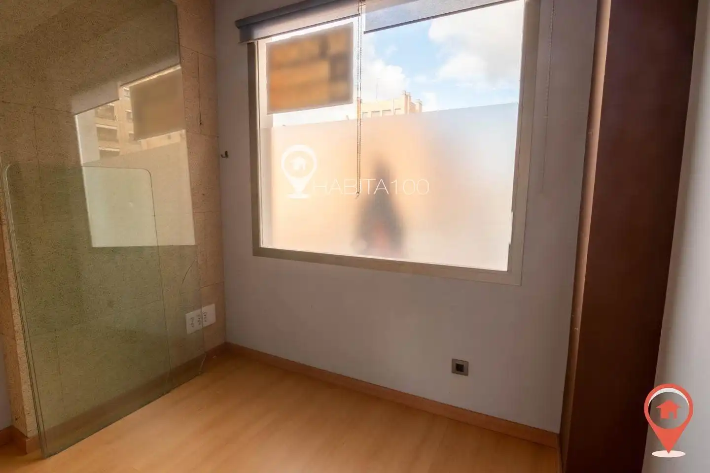 Commercial properties for sale in Cuenca  with Air Conditioner