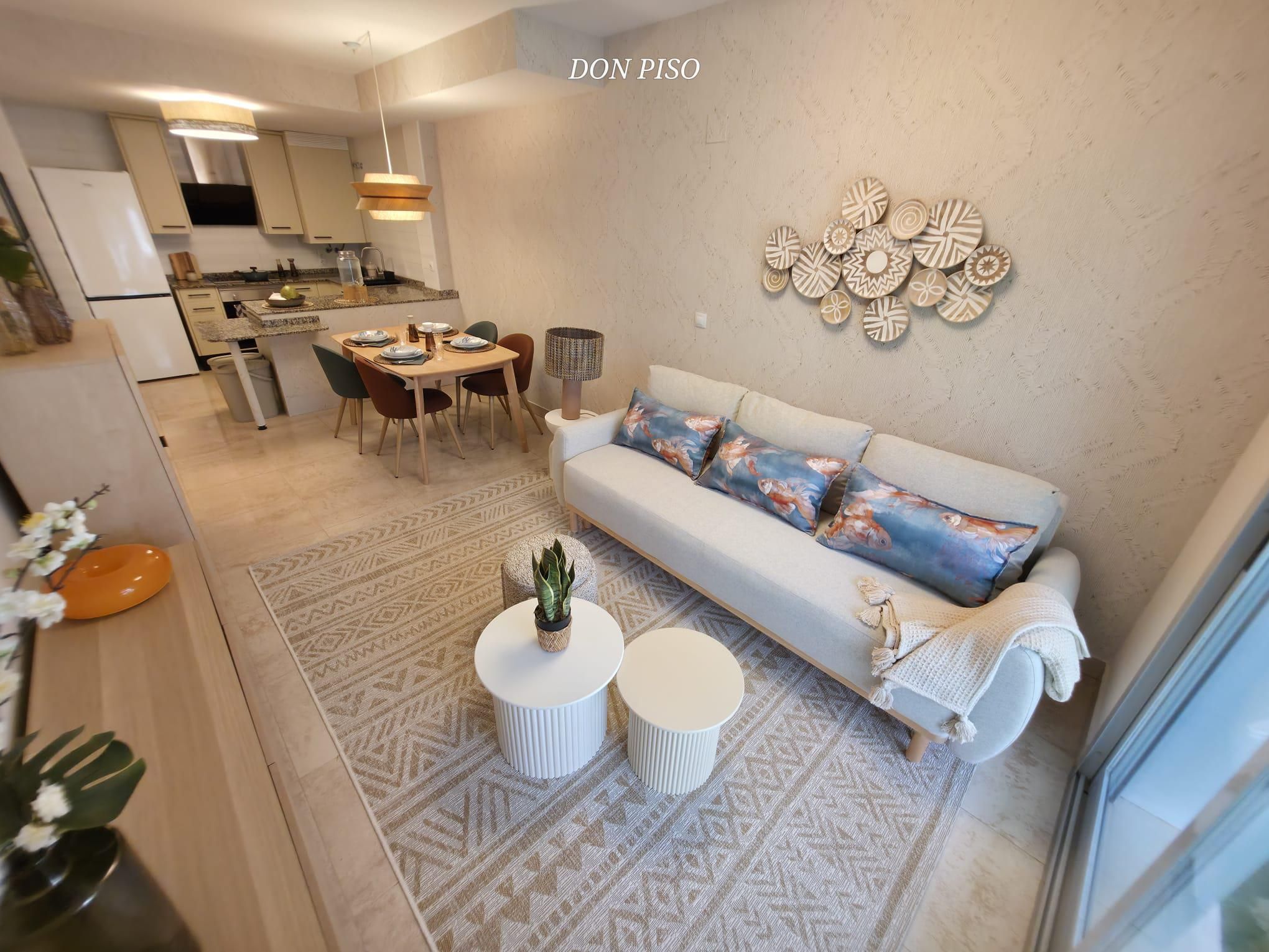 Sala d'estar de Planta baixa en venda en Dénia amb Aire condicionat, Calefacció i Jardí privat