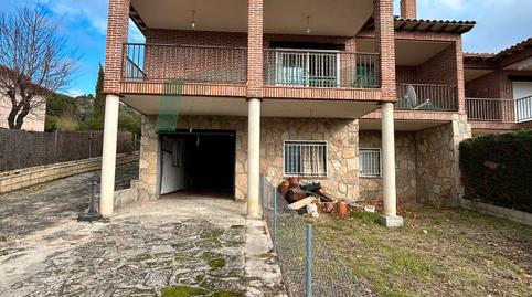 Foto 3 de Casa adosada en venta en Avenida Central, 9a, Robledo de Chavela, Madrid