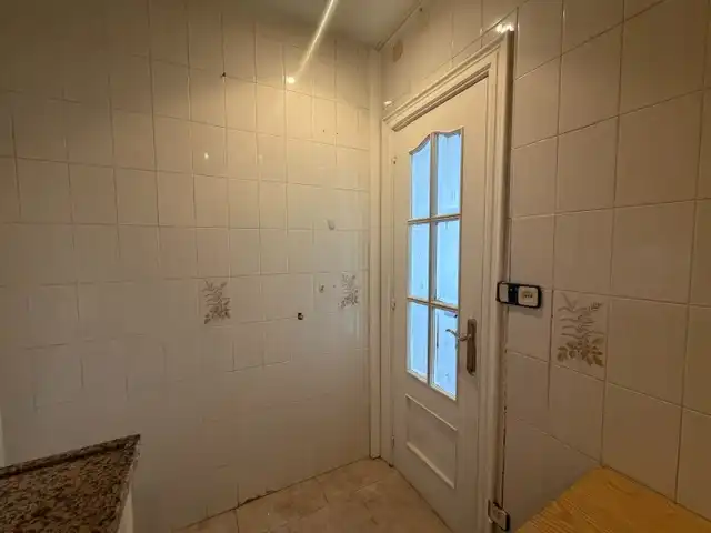 Badezimmer von Wohnung zum Verkauf in Vilassar de Dalt mit Heizung, Ofen und Balkon