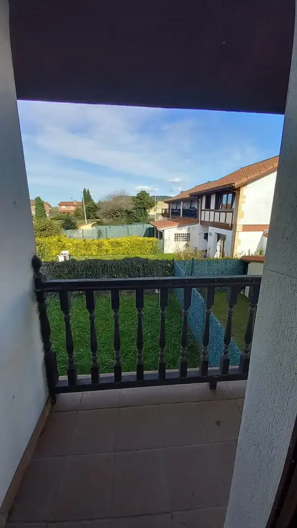 Casa adosada en venda en Reocín amb Calefacció, Jardí privat i Terrassa