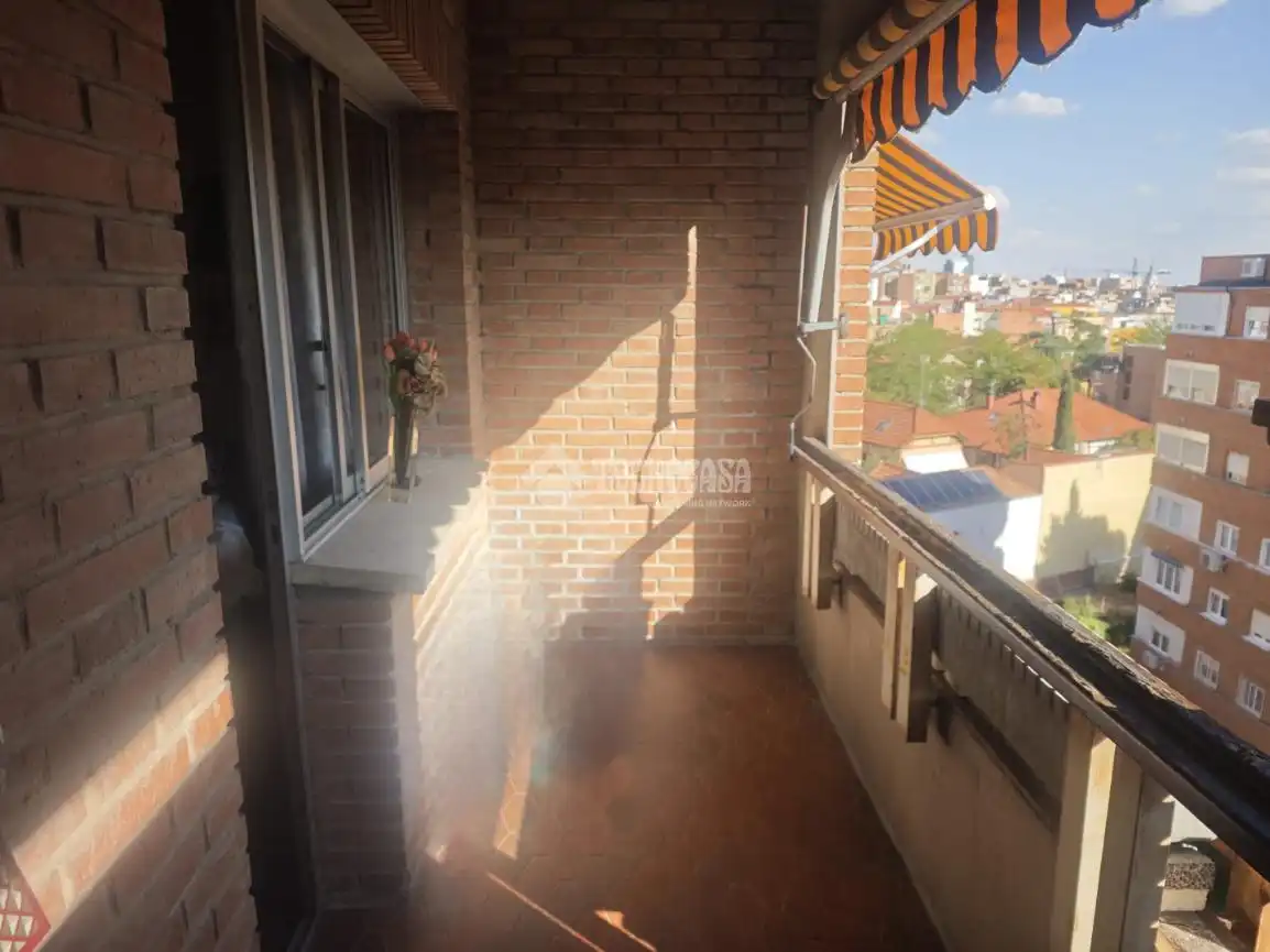 Terrassa de Pis en venda en Madrid amb Calefacció i Terrassa