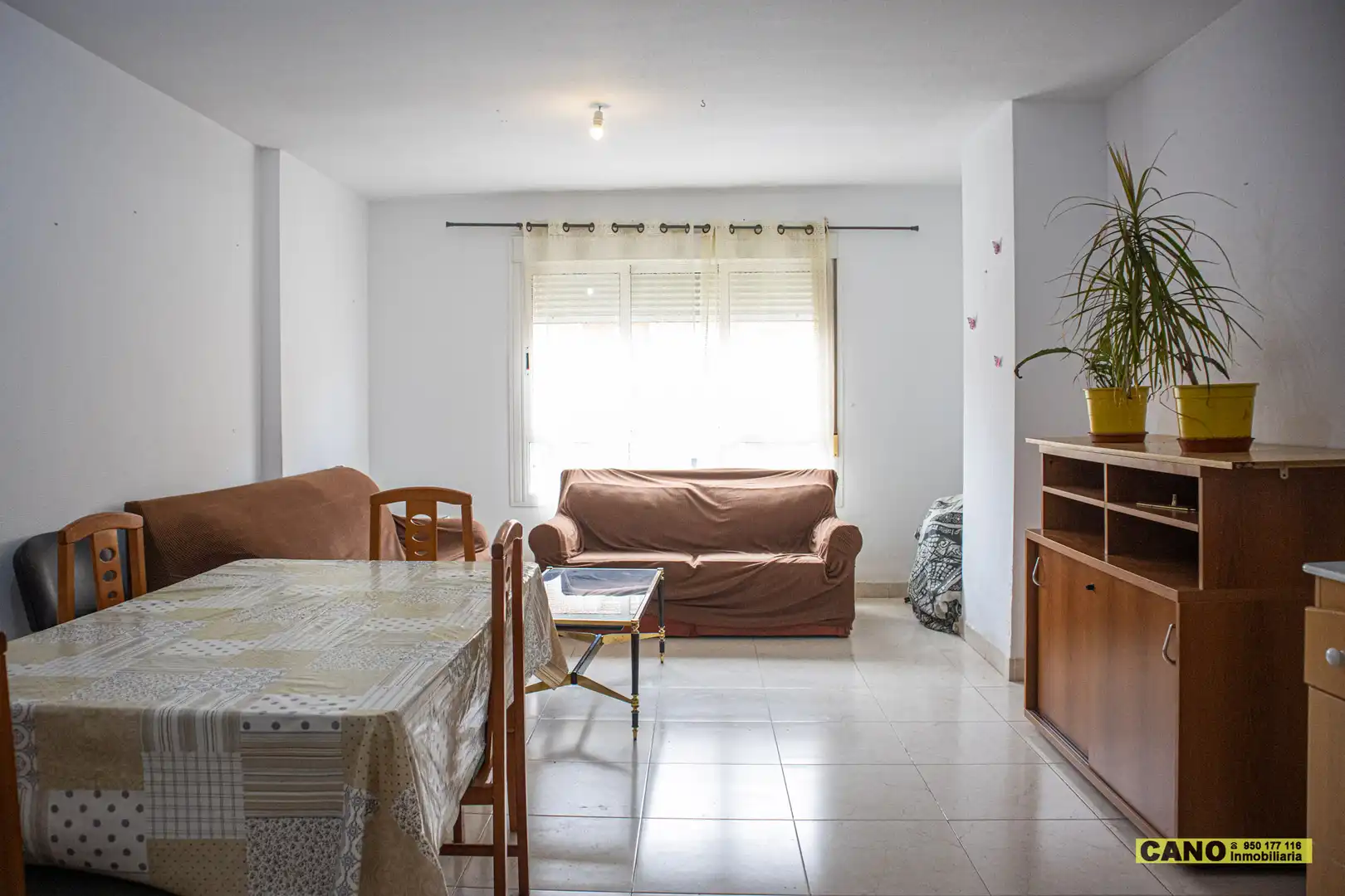 Living room of Flat for sale in Roquetas de Mar