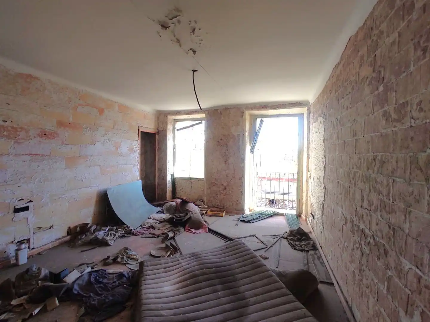 Habitación de Edificio en venta en Llorenç del Penedès